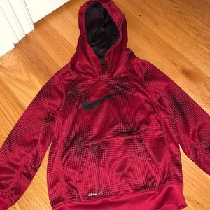 Nike Boys size 7 sweatshirt